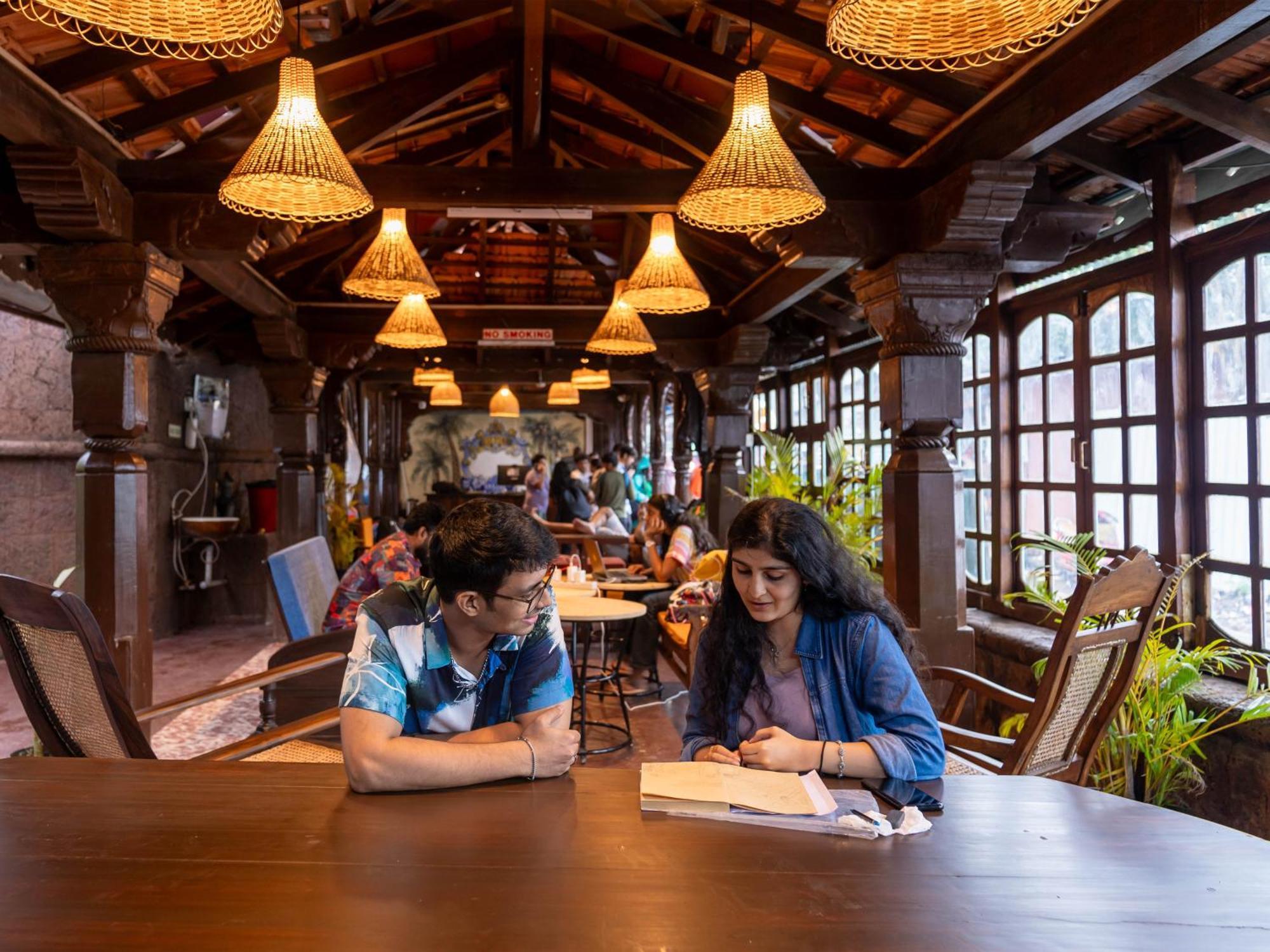 Madpackers Goa Anjuna - Bar Esterno foto