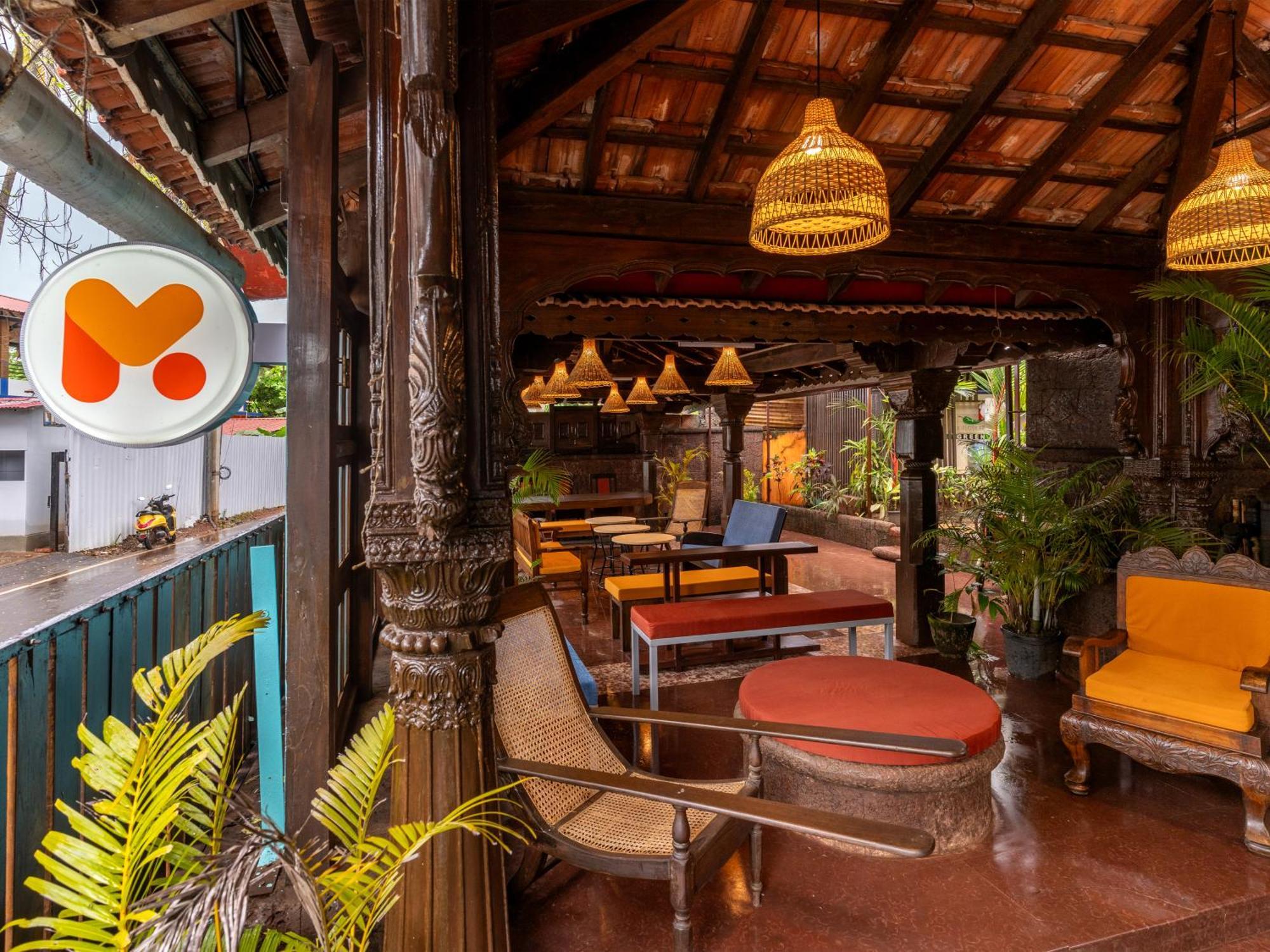 Madpackers Goa Anjuna - Bar Esterno foto